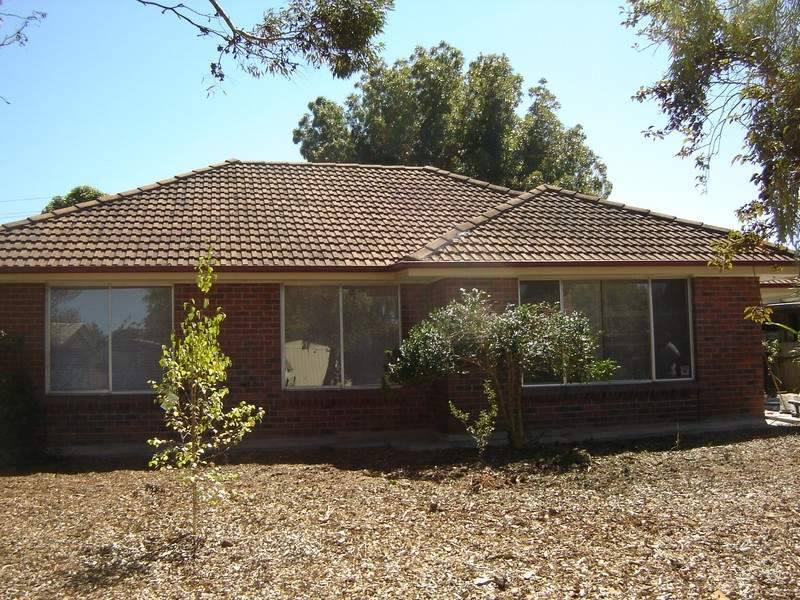 4 Pantowora Drive, Hope Valley SA 5090