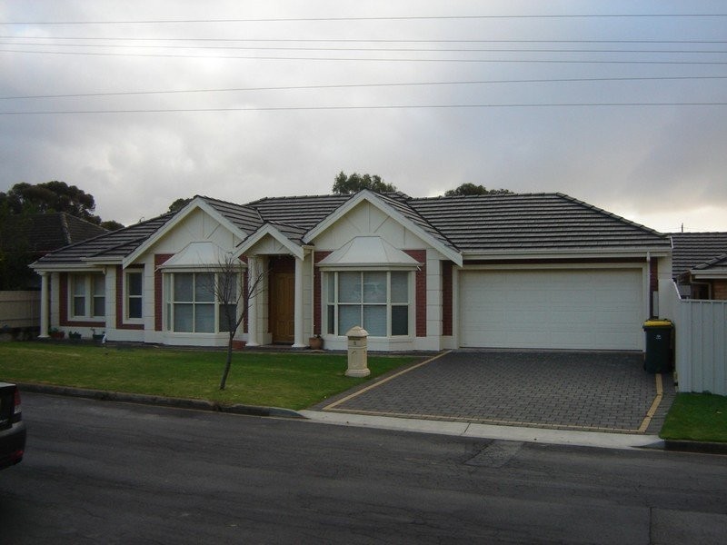 8 Lindsay Street, Rostrevor SA 5073