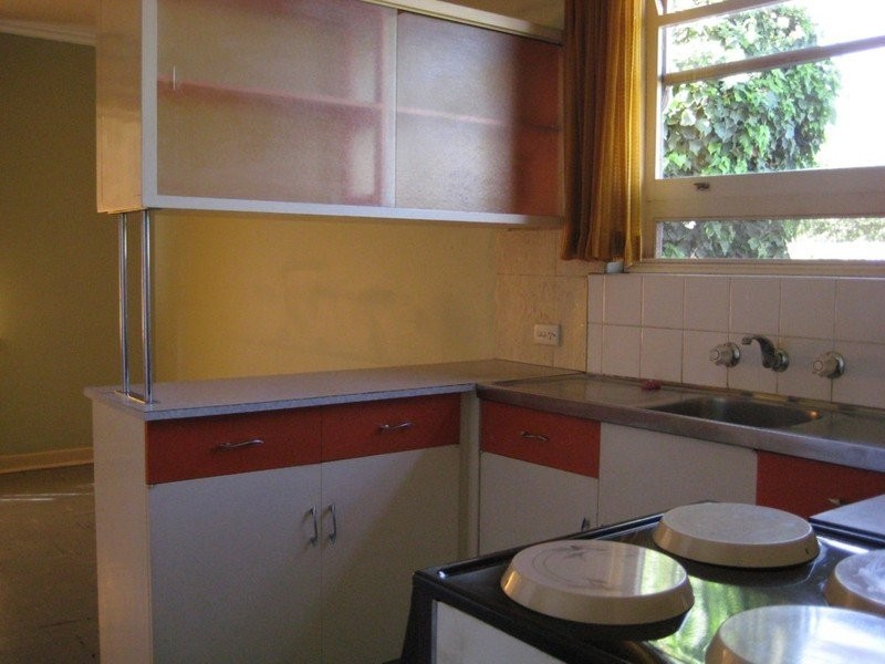 7 Andrew Avenue, Campbelltown SA 5074