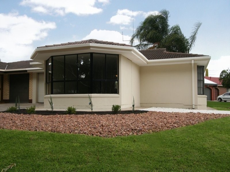 33a Packer Crescent, Paradise SA 5075