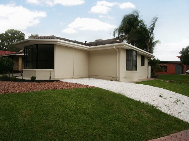 33a Packer Crescent, Paradise SA 5075