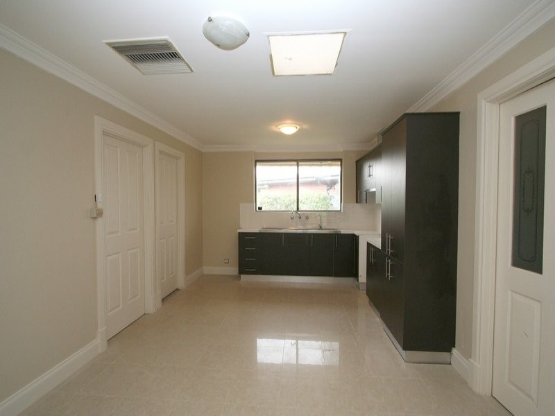 33a Packer Crescent, Paradise SA 5075