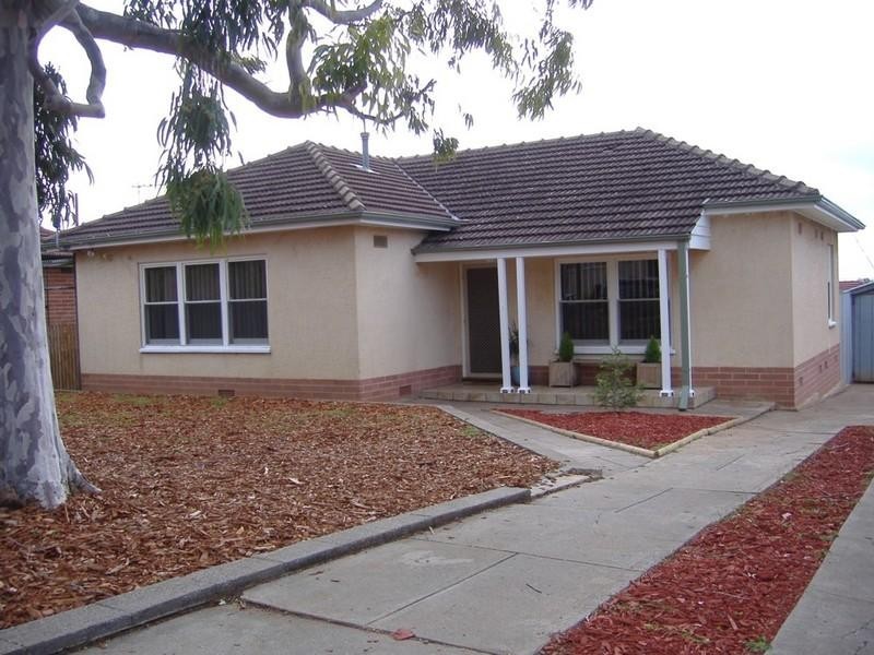 15 Tarnham Road, Seacombe Heights SA 5047