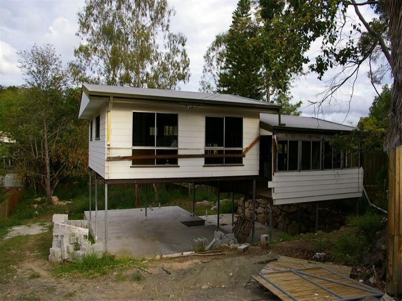 10 Barkala Street, Redbank Plains QLD 4301