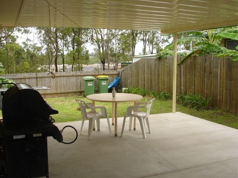 21 Lyrebird Lane, Bellbird Park QLD 4300