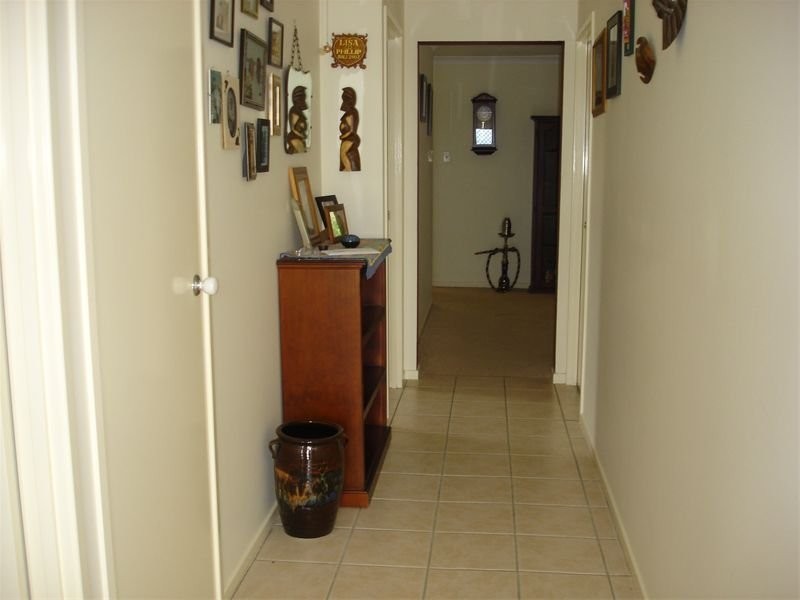 16 Bombala Court, Collingwood Park QLD 4301