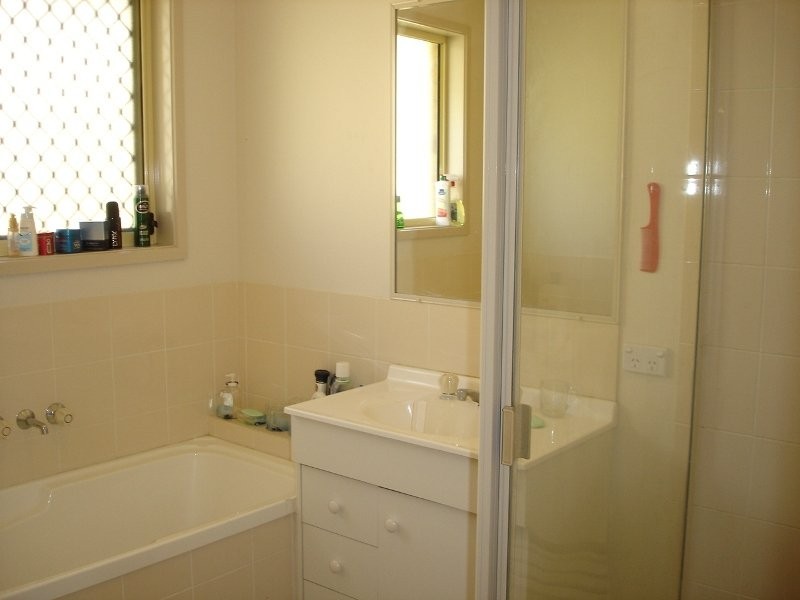 3 Lyrebird Lane, Bellbird Park QLD 4300