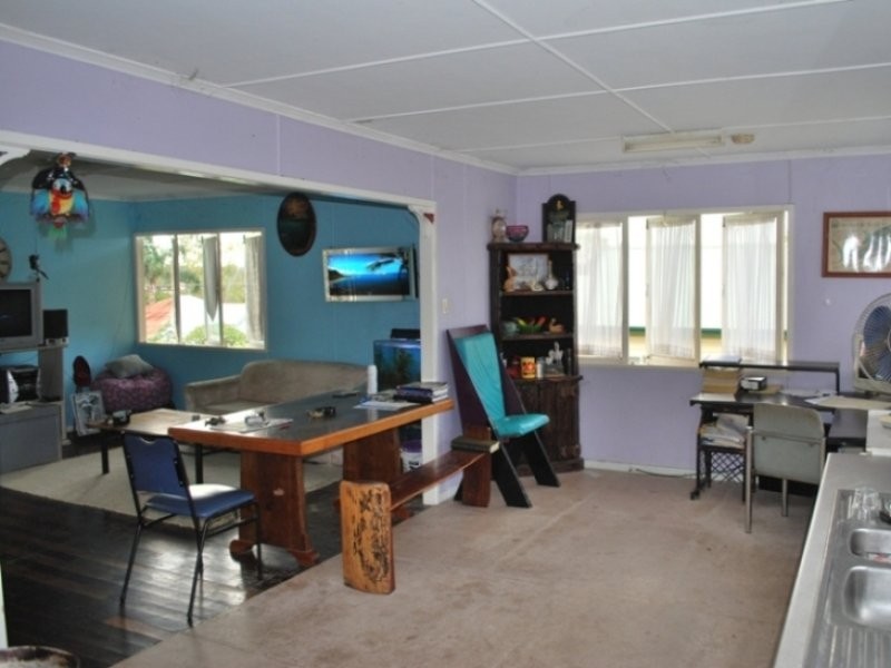 32 Bertha Street, Goodna QLD 4300