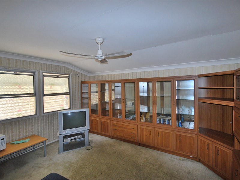 12 New Chum Road, Dinmore QLD 4303