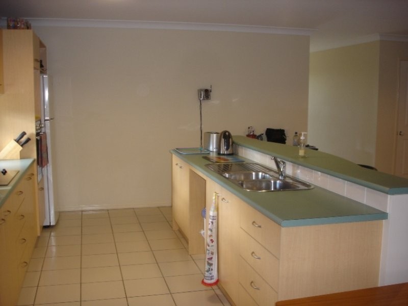 10 Ashbourne Avenue, Goodna QLD 4300