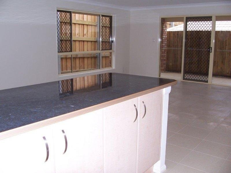 31 Esperance Crescent, Springfield Lakes QLD 4300