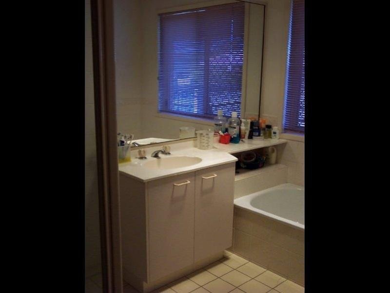 5 Price Close, Redbank Plains QLD 4301