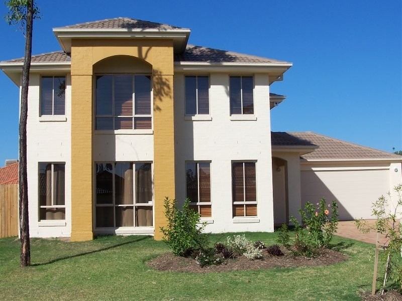 8 Diana Street, Springfield Lakes QLD 4300