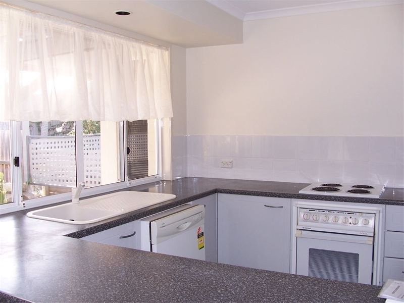 4 Buschman Close, Redbank Plains QLD 4301