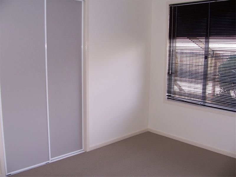 4 Buschman Close, Redbank Plains QLD 4301