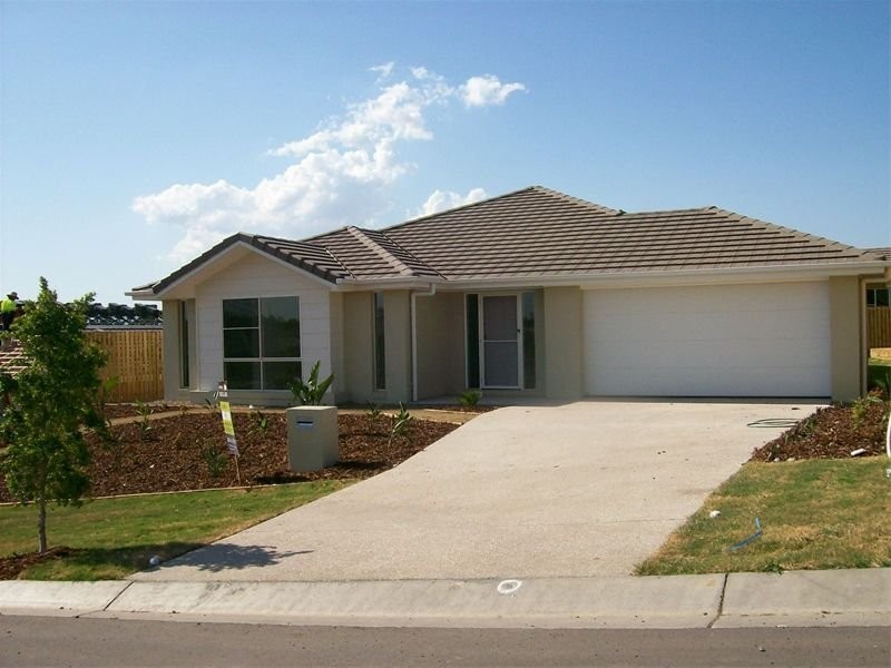 12 Cobbin Circuit, Redbank Plains QLD 4301