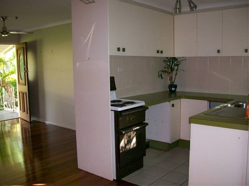 67 Redbank Plains Road, Goodna QLD 4300