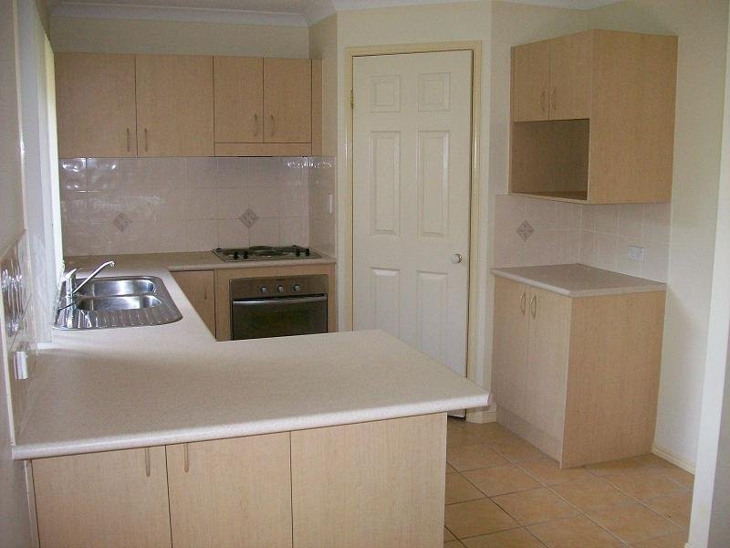 5 Azure Street, Goodna QLD 4300