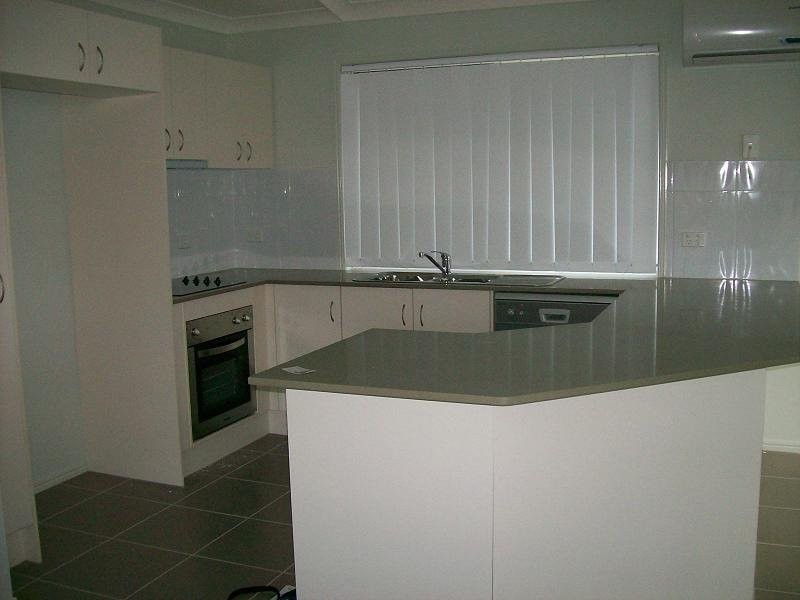 10 Hulett Street, Goodna QLD 4300