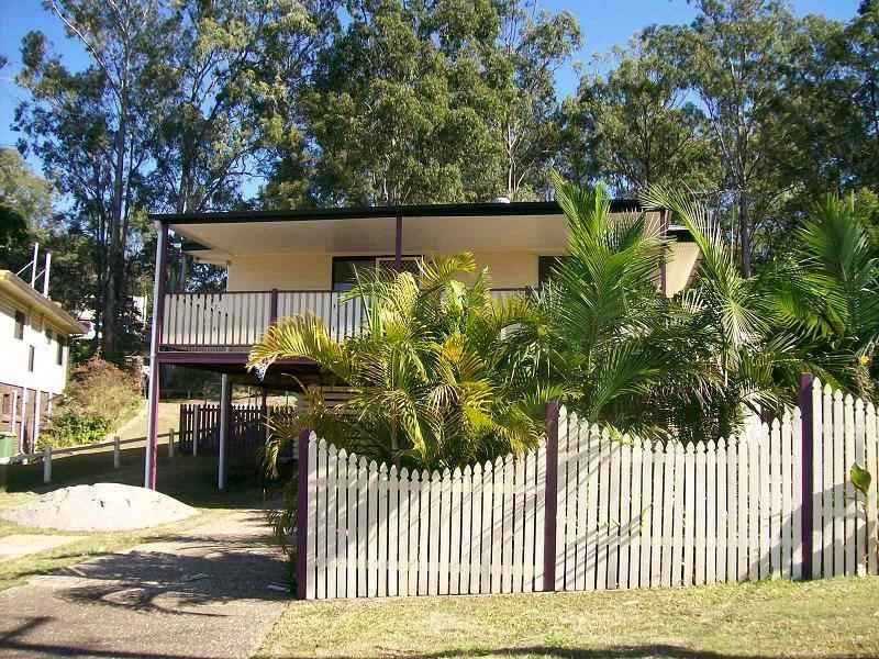 12 Stephen Crescent, Goodna QLD 4300