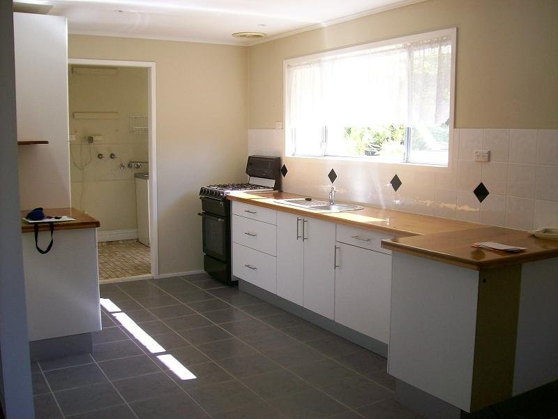 12 Stephen Crescent, Goodna QLD 4300