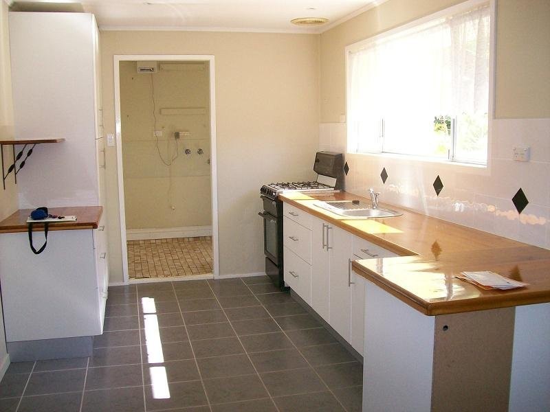 12 Stephen Crescent, Goodna QLD 4300