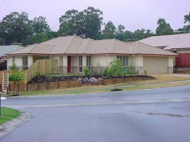 32 Whitmore Crescent, Goodna QLD 4300