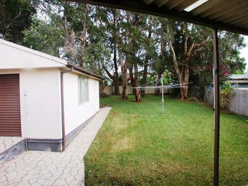 20 Taloma Street, Gorokan NSW 2263