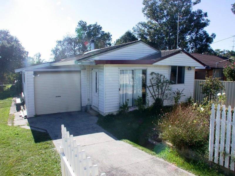 51 Manuka Parade, Gorokan NSW 2263