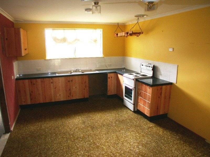 51 Manuka Parade, Gorokan NSW 2263