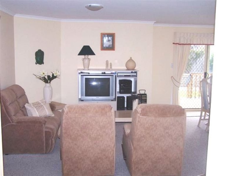 2 Winchester Drive, Lake Munmorah NSW 2259