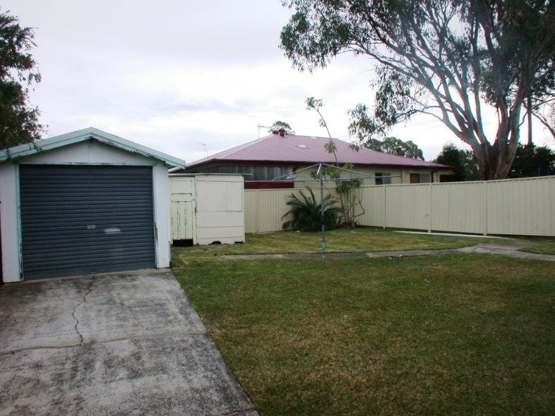 52 Fravent Street, Toukley NSW 2263