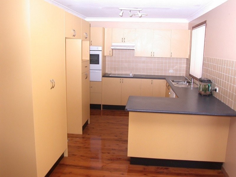13 Fourth Avenue, Toukley NSW 2263