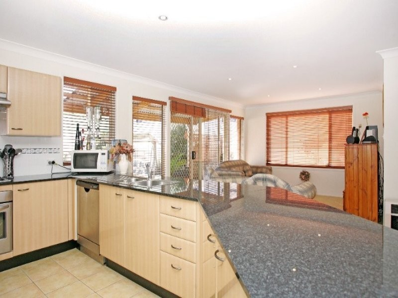 8 Ivory Crescent, Woongarrah NSW 2259