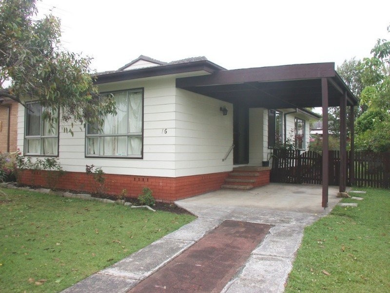 16 Maxwell Avenue, Gorokan NSW 2263