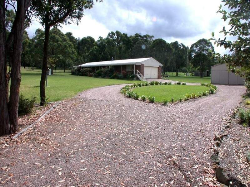 1 Brolga Way, Jilliby NSW 2259