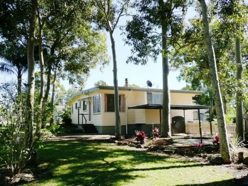 1 Awaba Avenue, Charmhaven NSW 2263