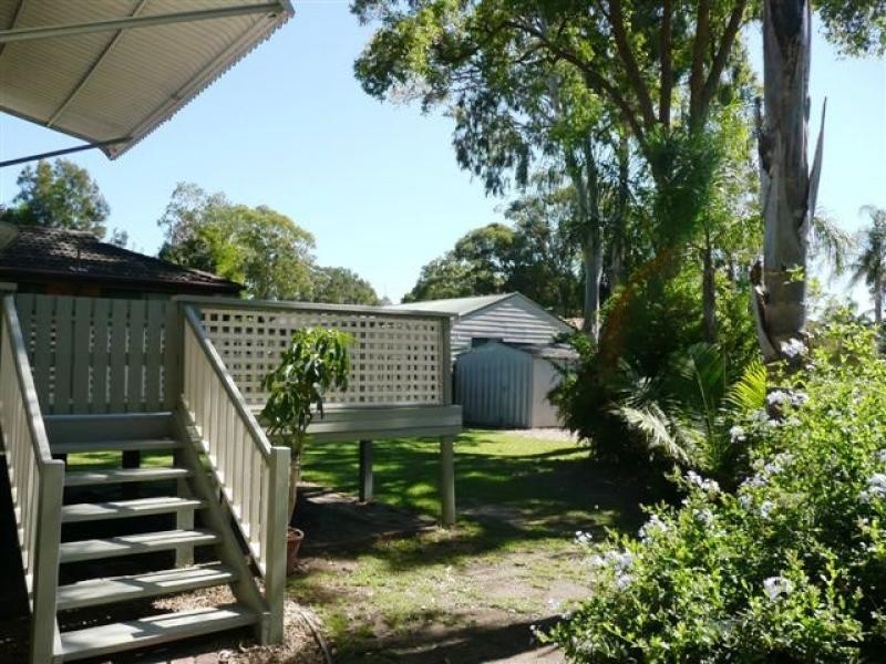 1 Awaba Avenue, Charmhaven NSW 2263