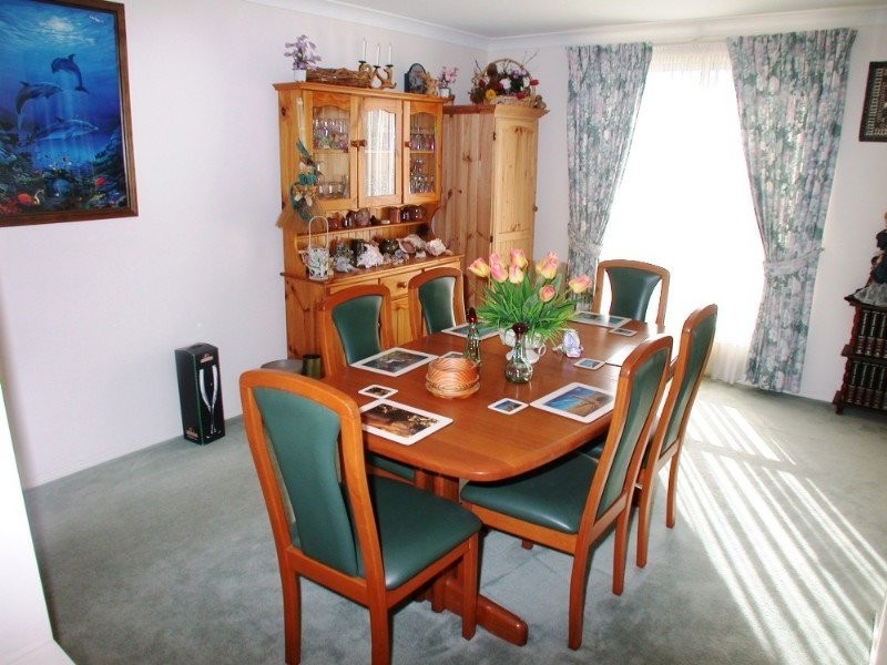 102 Lake Haven Drive, Lake Haven NSW 2263