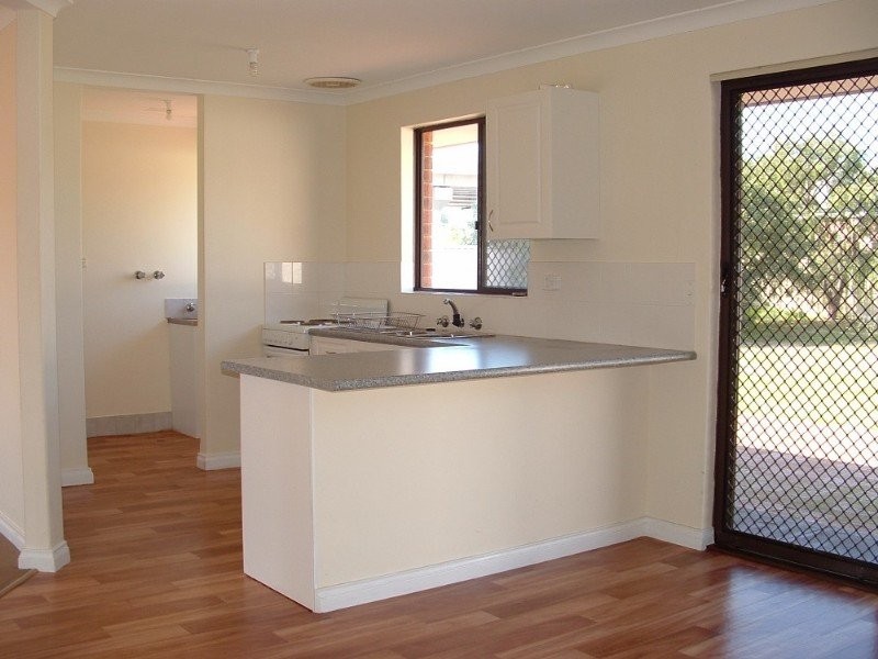 121 Lyrebird Way, Thornlie WA 6108