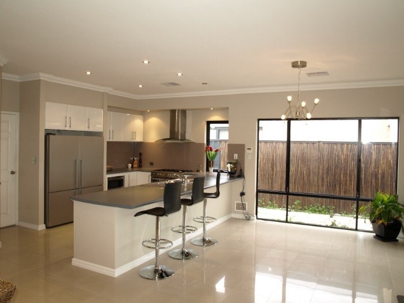 8 Dara Corner, Thornlie WA 6108