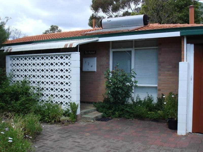124 Verna Street, Gosnells WA 6110