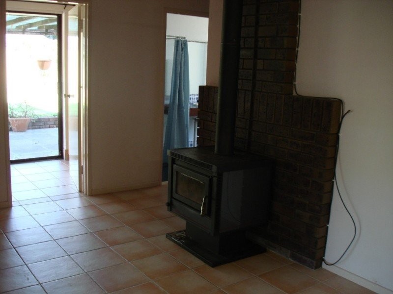 28 Oakover Way, Gosnells WA 6110