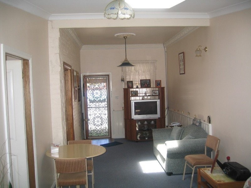 11 Addison Street, Goulburn NSW 2580