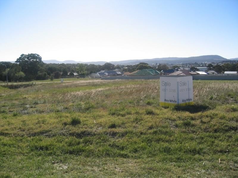 14 Abbey Circuit, Goulburn NSW 2580