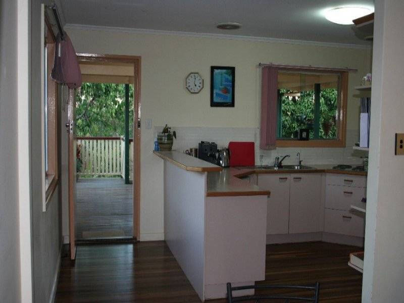 12 Merring St, Oxley QLD 4075