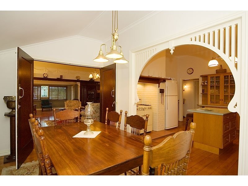 93 Verney Rd West, Graceville QLD 4075