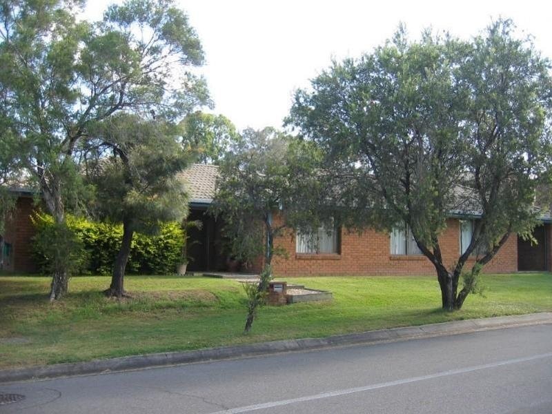 4 Tanglewood Street, Middle Park QLD 4074