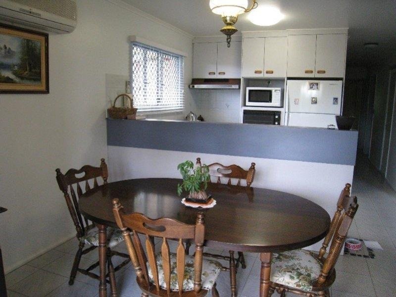 39 Avalon St, Oxley QLD 4075