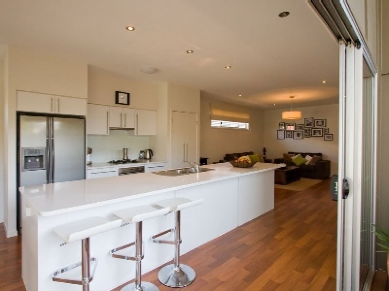 12 Tweedale Street, Graceville QLD 4075